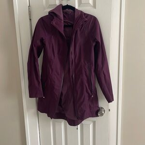 Lululemon S rain jacket in plum. Worn 2x.